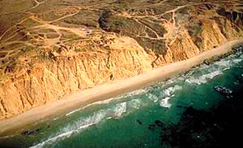 Falaises de Roch Hanikra à la frontière libanaise