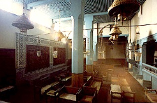 Fès :L'attachement de la famille Aben Danan a sa synagogue ancestrale a été le facteur décisif de la restauration de ce...