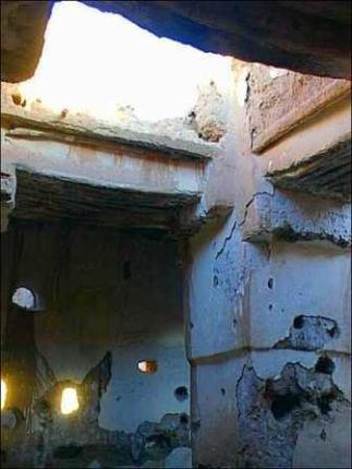 Une des synagogues d'Ifrane dans un état de délabrement avancé par manque d'entretien mais aussi par l'absence totale d'...