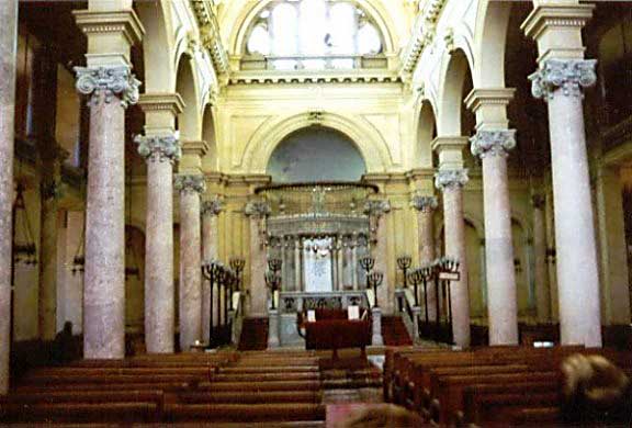 Intérieure de la Synagogue Eliyahou Hanavi du Caire