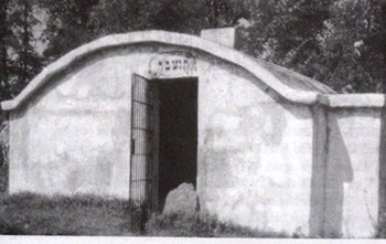 Caveau du Gaone de Vilna avant les travaux de réfections