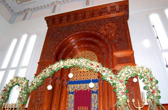 Autre vue en perspective du Hékhal de la Grande synagogue Belz à Jérusalem