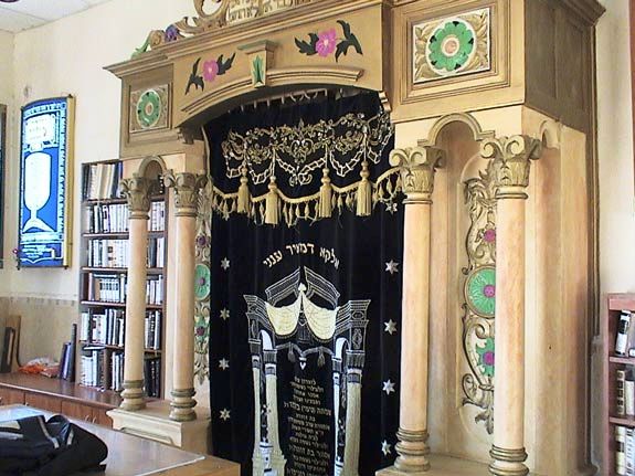Hékhal de la synagogue Bèt Ya'akov, à Tsfat