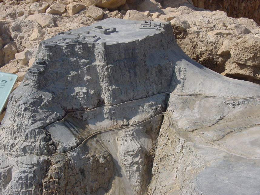 Maquette de la façade nord du site à l'époque du roi Hérode, roi cruel et méchant