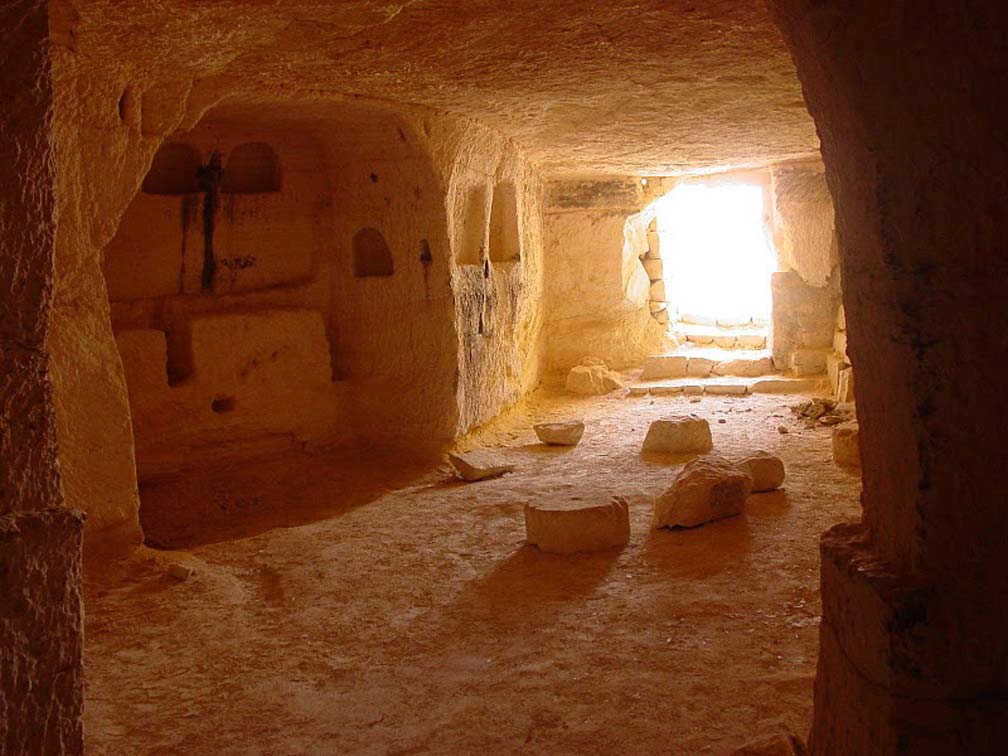 Une des chambre utilisées par les Zélotes pour conserver la nourriture dans des poteries