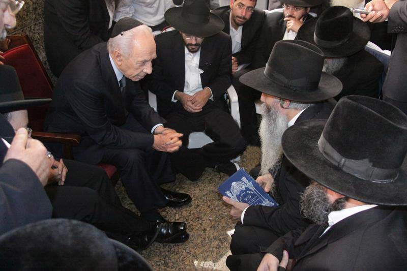 Shimon Peres veut comprendre cette tragédie