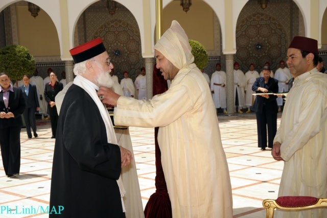 5. Invité par le roi du Maroc Mohamed VI dans son palais, pour lui remettre un gage d'honneur.