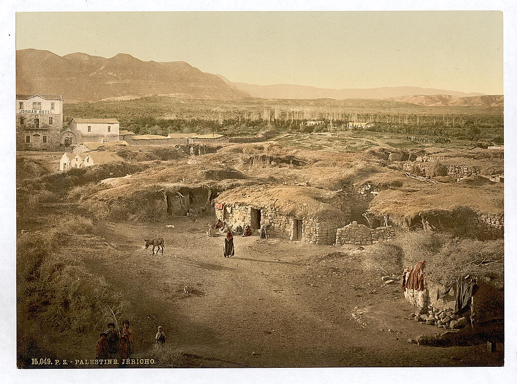 12. Vue générale de Jéricho, dont les murailles furent détruites par Yéoucha Ben Noune ne furent jamais reconstruites ca...