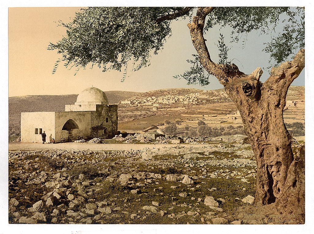 27. Le Tombeau de Rachel (Ra’hel), femme de Jacob, est situé à côté de la ville de Bethléem sur le territoire biblique d...