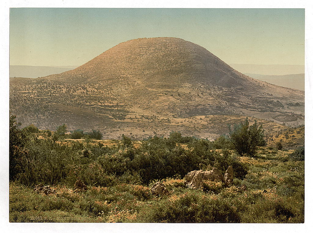 30. Le Mont Tabor est l'un des monts les plus célèbres de Galilée, en Israël. Du haut de ses 588 mètres, le mont Tabor d...