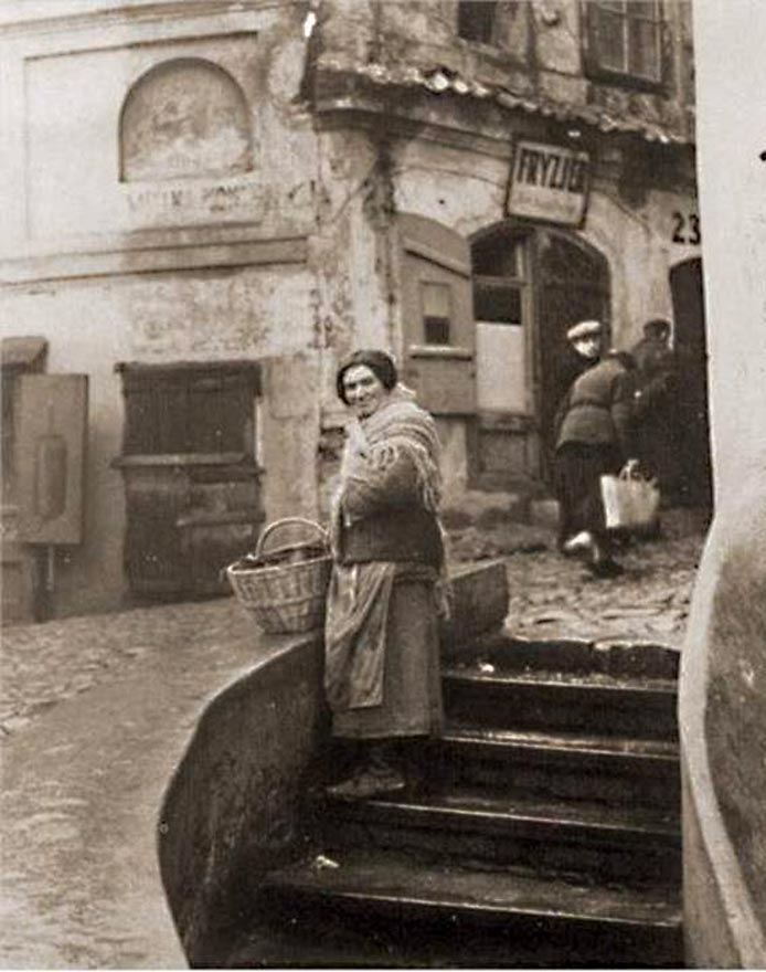 14. Quartier juif dans le vieux Lublin, 1938.