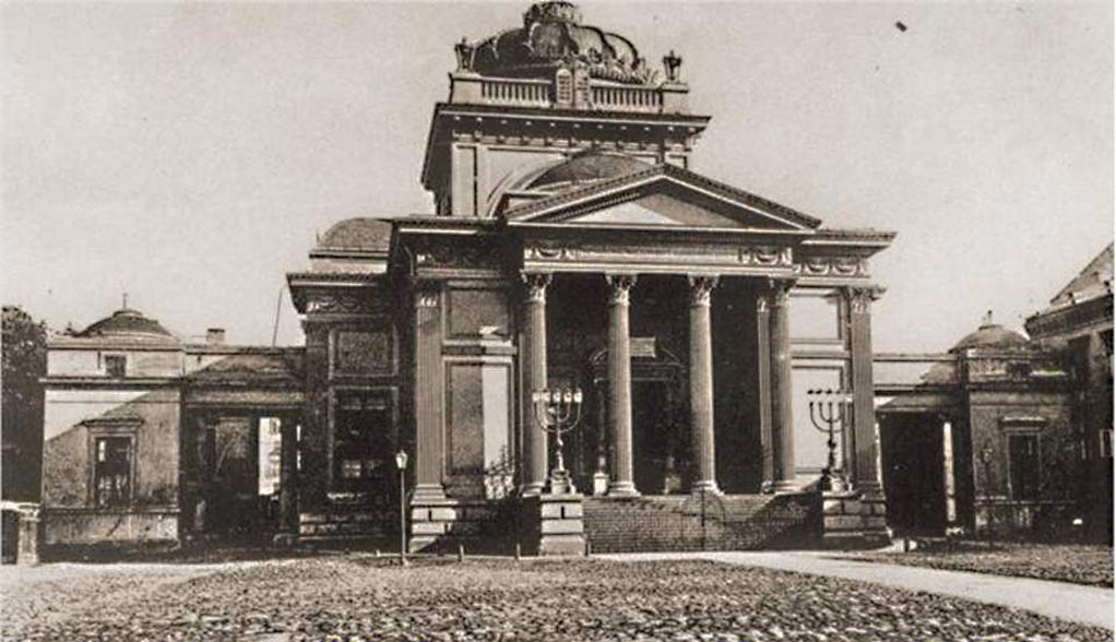 22. La grande synagogue de Tlomackie à Varsovie. Construite entre 1872 et 1878 par l'architecte italien Léandro Marconi....