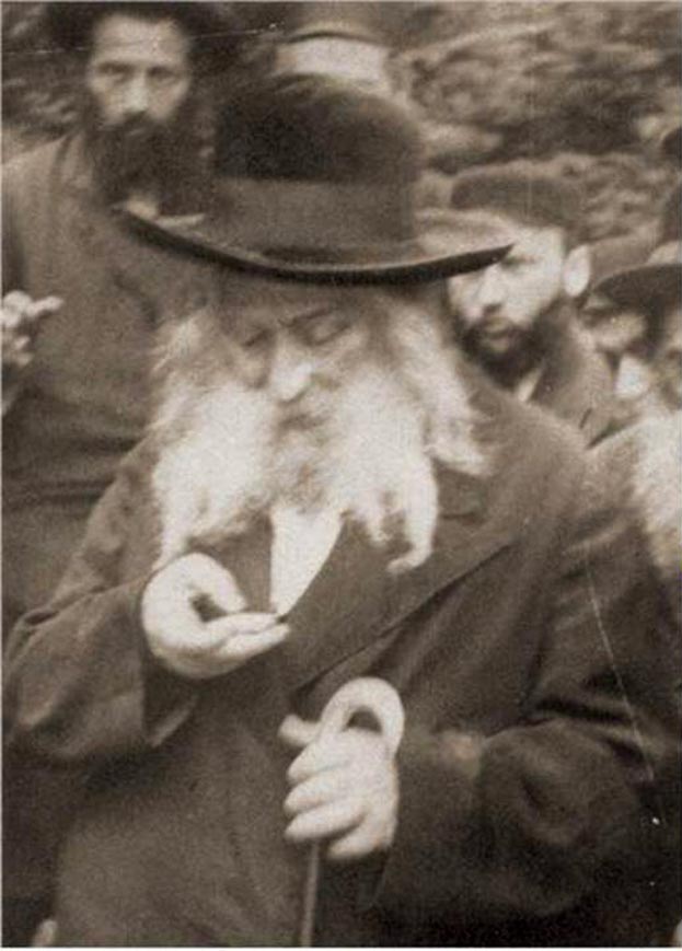 27. Rabbi Avraham Mordékhaï Alter de Gour (Le Guerer Rabbi), le petit fils du fondateur de l'une des plus illustre dynas...