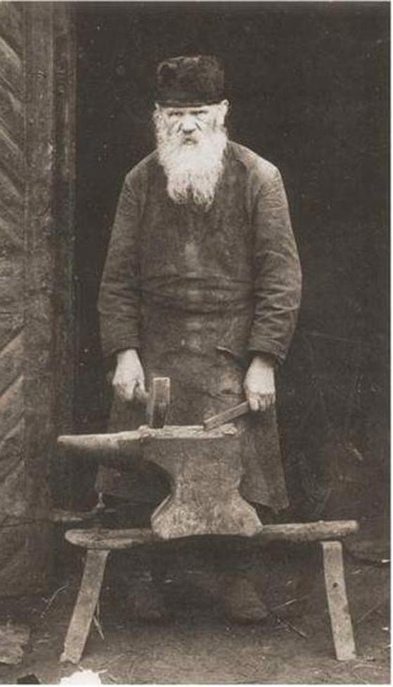 40. Reb Berl, le vieux forgeron de Nowé Miasto a plus de 87 ans, 1925.
