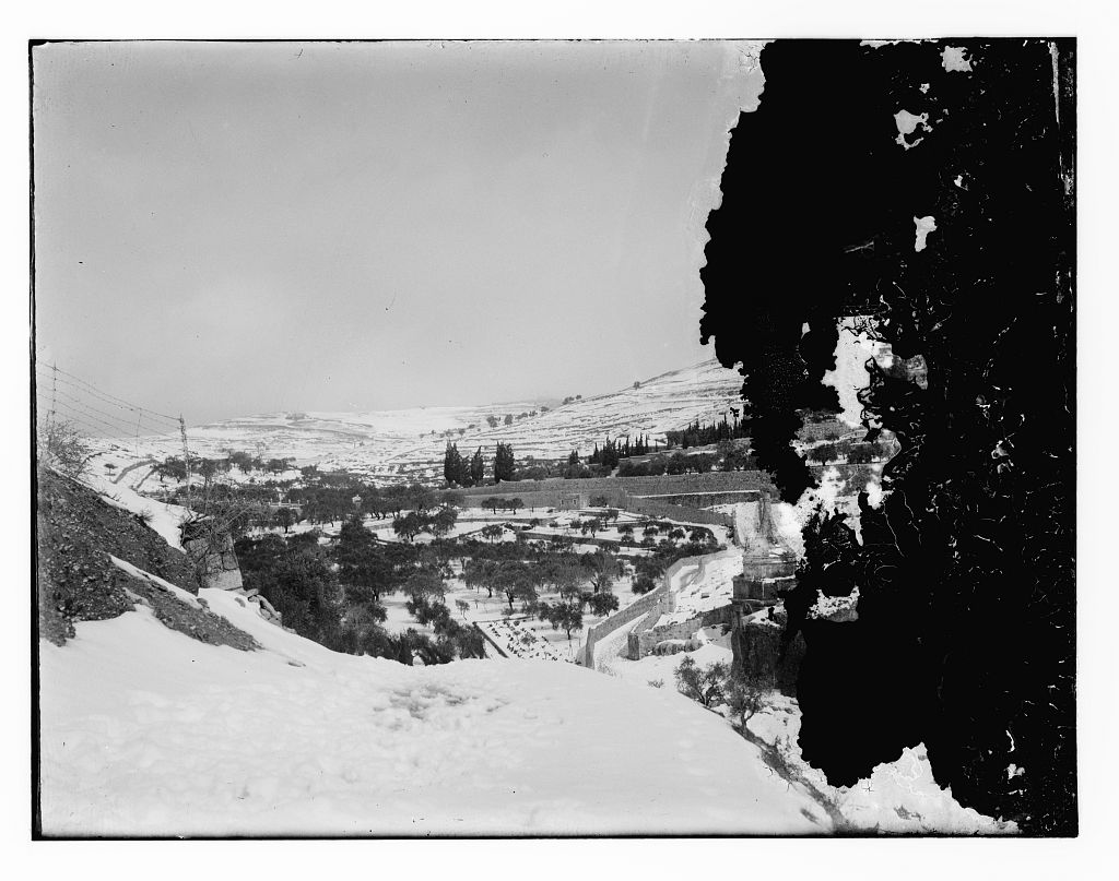 21. Jérusalem sous la neige - 1921.