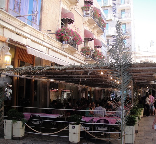 La Soukka du célèbre Café Rimon à Jérusalem.