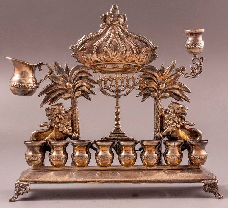 'Hanoukia en argent. Origine-Italie
