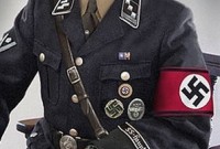 Un slogan nazi pour tatouage