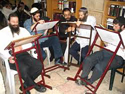 A l'unisson pour la Torah
