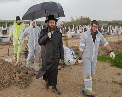Miracles pour un juif enterré comme Chrétien