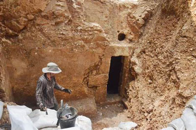 Un ancien mikvé avec de rares inscriptions découvert à Jérusalem