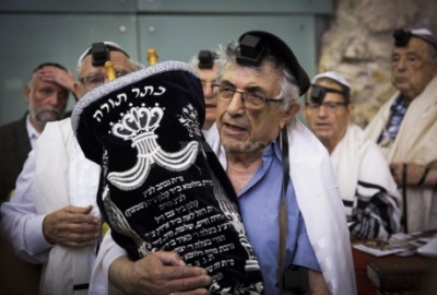Bar Mitsva pour les rescapés de la Shoah