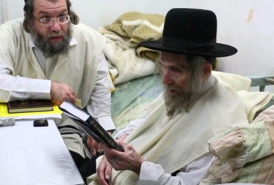 Le Rav Steiman ramène des médecins à la Torah !