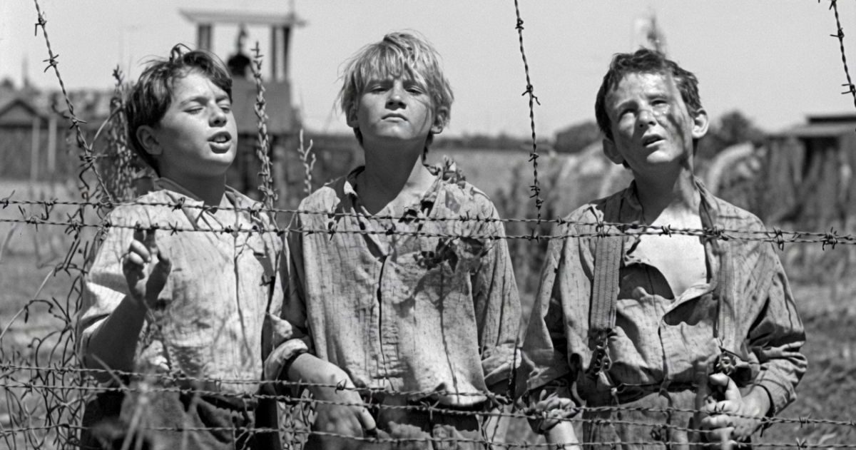 Les petits enfants et le nazi